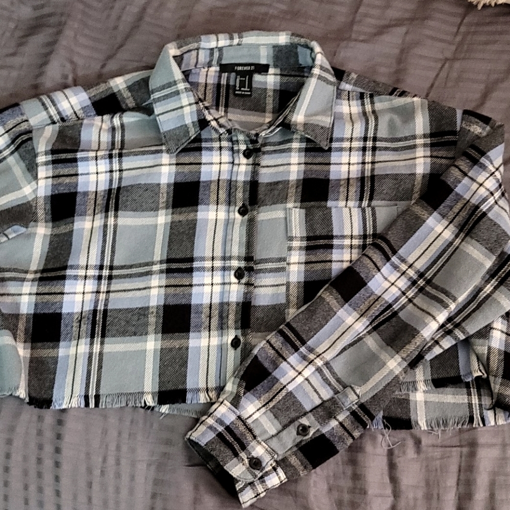 Cropped Plaid Collared Shirt